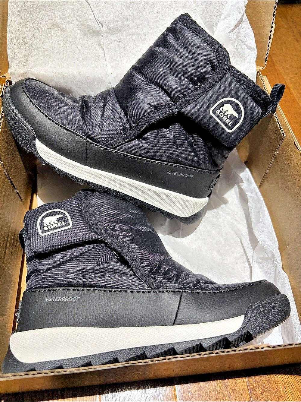 SOREL Whitney II Plus Bootie WP Kids Black Winter Boots Size 11 - NWT